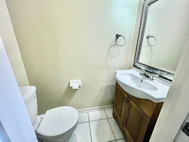 13935 Saint Marys Ln — Photo 19
