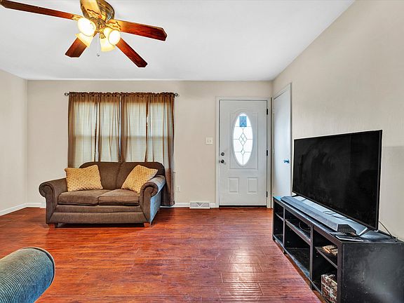 3rd image of 503 Vale Ave