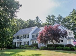 217 Old Schoolhouse Ln, Hanover, MA 02339