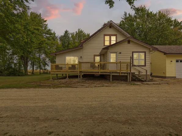 25115 Lamb Ave, Kenyon, MN 55946