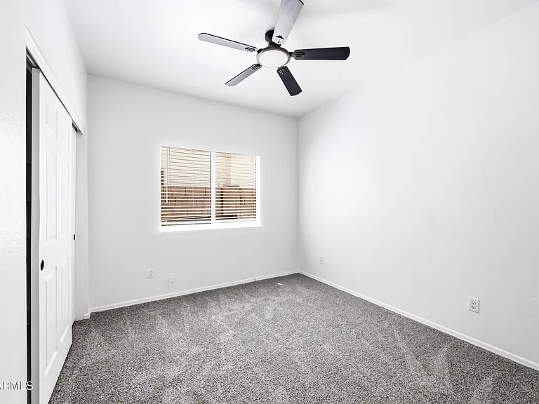 1540 E San Remo Ave — Photo 23