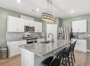 5097 Hunters Village Dr, Lebanon, TN 37087