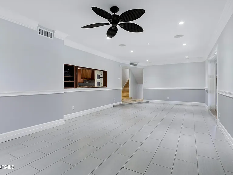 1627 E Fremont Dr — Photo 10