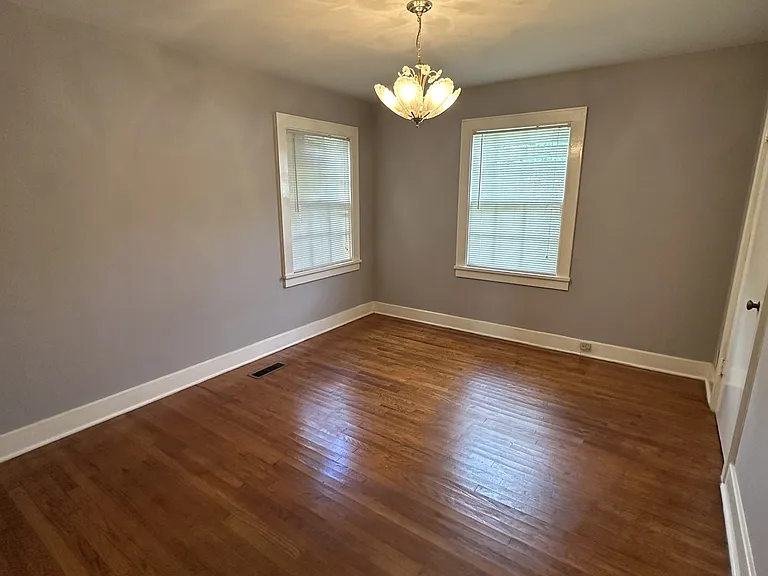 301 Gibson St — Photo 8