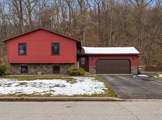 703 Evergreen Dr, Holmen, WI 54636