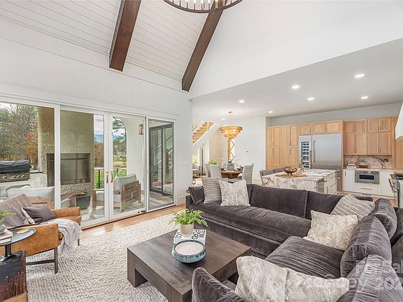 14th image of this home