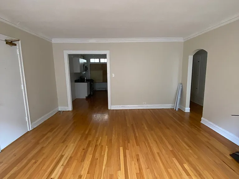 909 Elmwood Ave #F2 — Photo 2