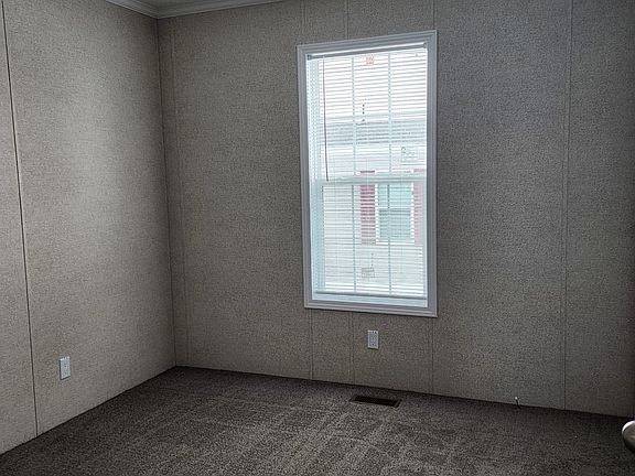4th image of 105 20th St NW #261