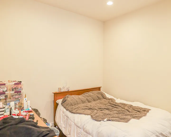 652 W Roscoe St #103 — Photo 5