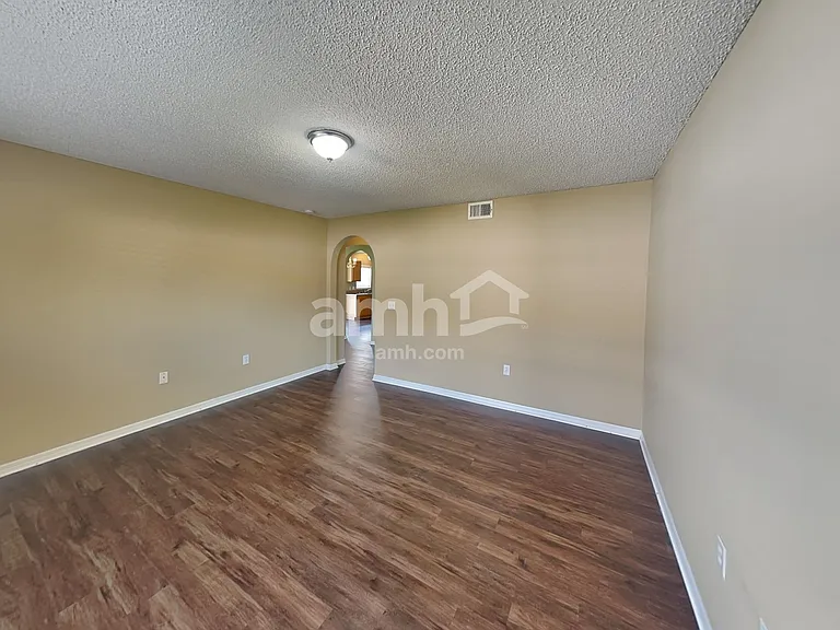 244 Verzon Ct — Photo 10