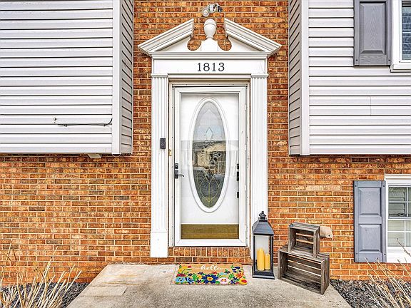 5th image of 1813 Cambridge Dr
