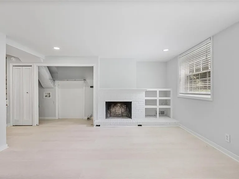 2903 Old Sewell Rd — Photo 21