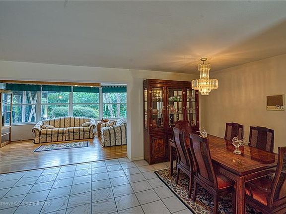 5th image of 1440 Normandy Ln