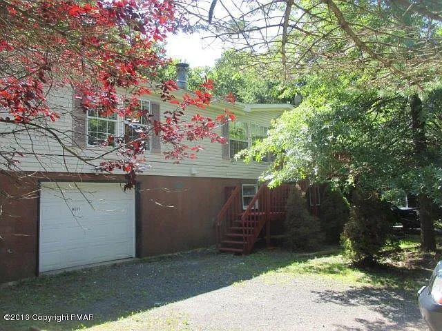 821 Country Place Dr photo 1