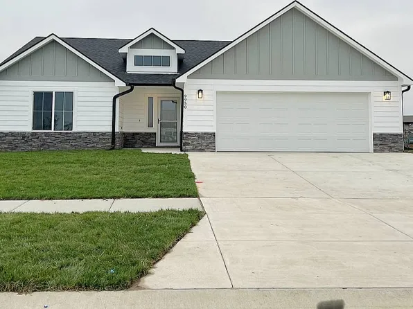 9862 Weeping Willow Dr, Manhattan, KS 66502