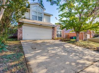 2728 Clovermeadow Dr, Fort Worth, TX 76123