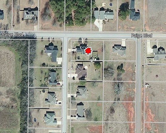 2nd image of 306 Paige Blvd