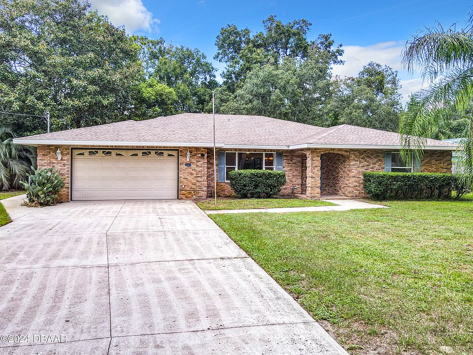 1st image of 17 Poinsettia Dr