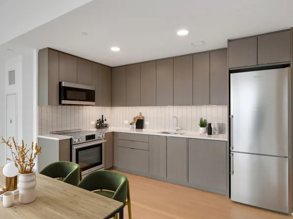 18 Sixth Avenue 5011 image 3 of 40