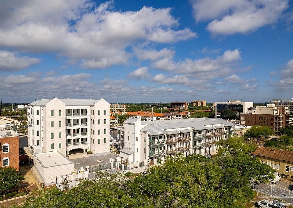1st image of 800 S Palafox St #301