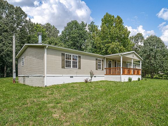 3rd image of 504 Cedar Grove Rd