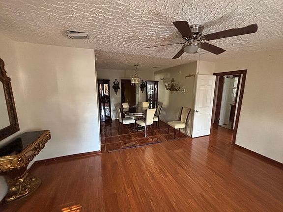 5th image of 3603 N 9th Ave