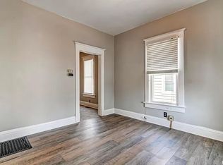 1821 S 1st St, Springfield, IL 62704