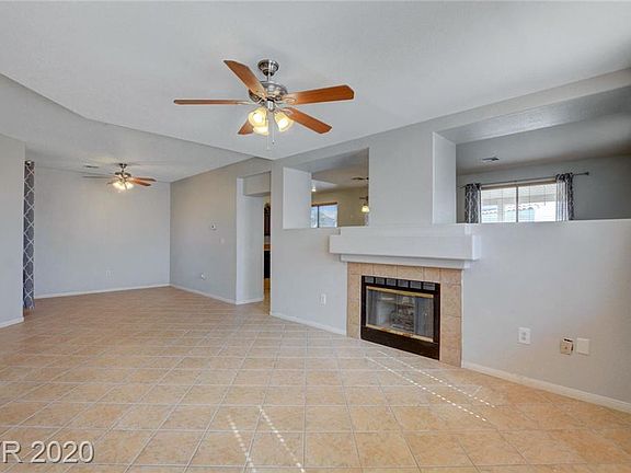 5th image of 2744 Trotwood Ln