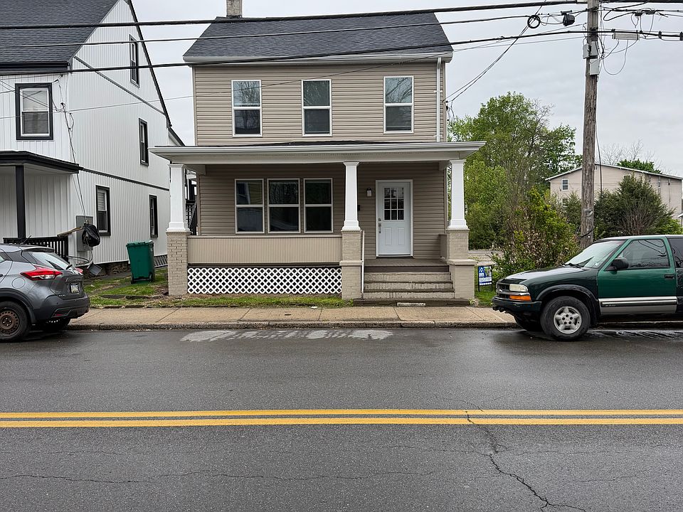 1st image of 121 N 9th St