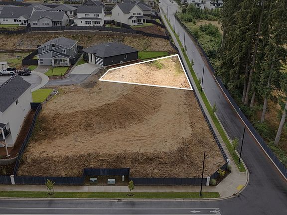 4th image of 3507 N 12th Cir