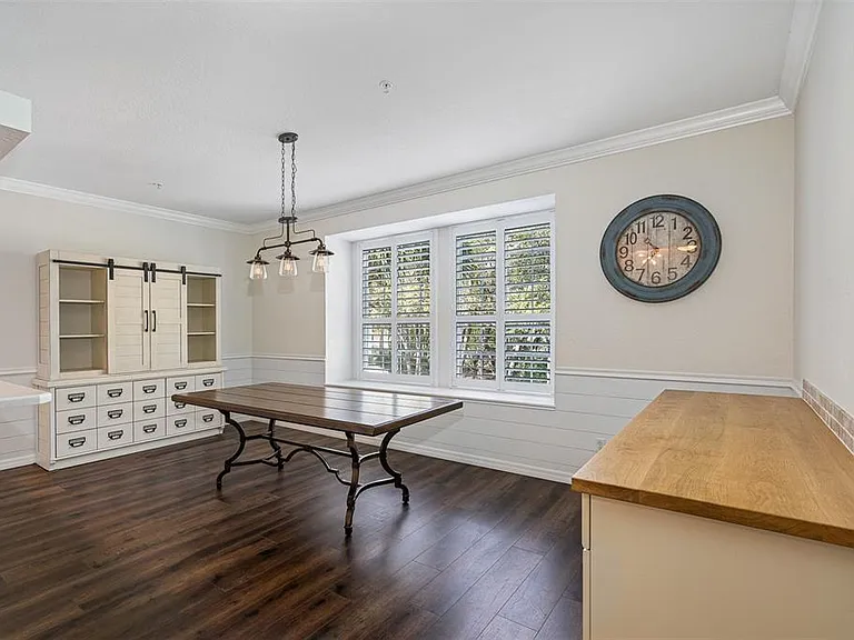 1381 Curlew Rd — Photo 10