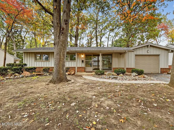 6924 Brintwood Rd, Sylvania, OH 43560