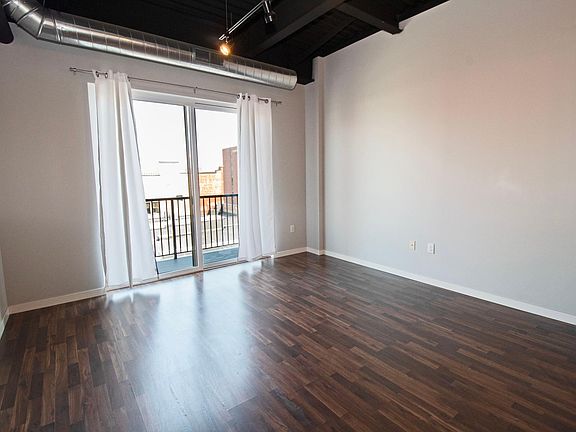 5th image of 523 W Saint Germain St #509