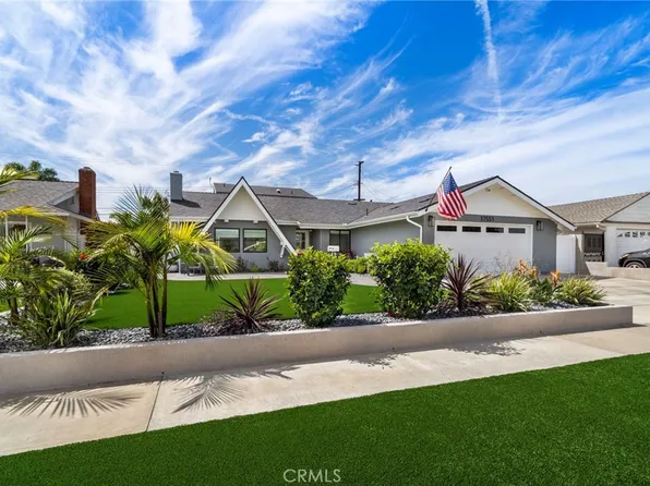17551 Griffith Cir, Huntington Beach, CA 92649