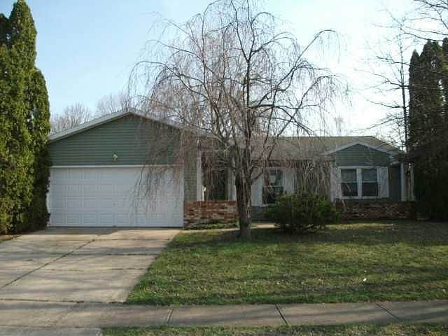 1st image of 1323 Woodpointe Dr