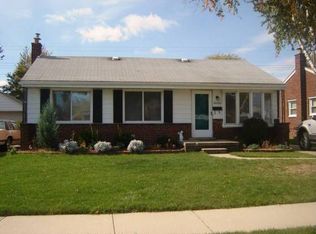 28733 Bohn St, Roseville, MI