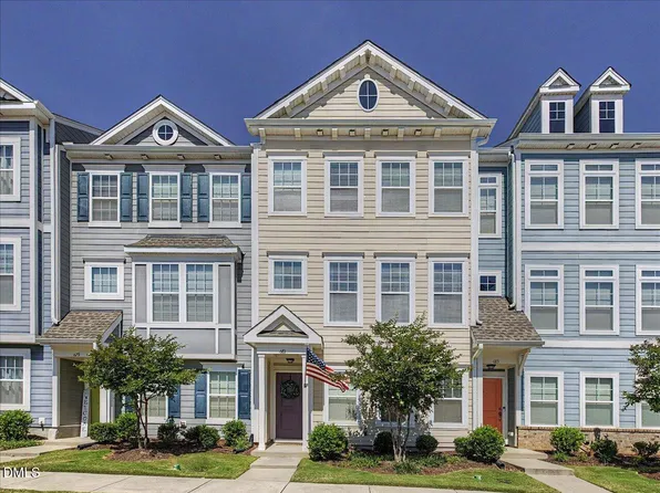 681 Grand Central Sta, Apex, NC 27502
