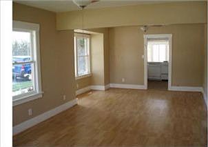 2nd image of 721 E Acacia Ave