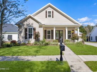 122 Heron Park Pl, Ocean Springs, MS 39564