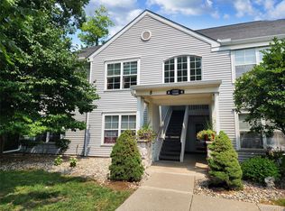 12352 Saint Andrews Way, Fenton, MI 48430