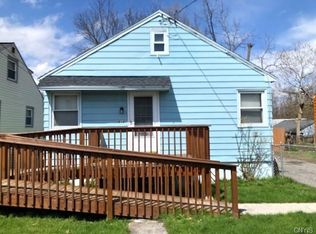 814 Ballantyne Rd, Syracuse, NY 13207