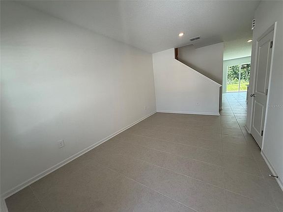 3rd image of 3079 Chromatic St