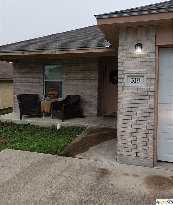 1st image of 321 Water Ln