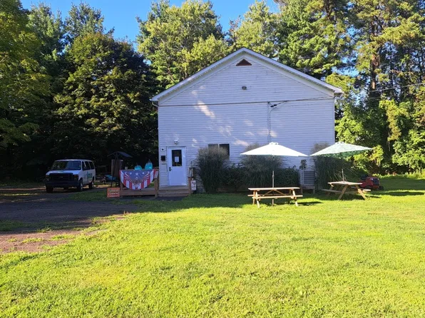 330 McClellan St, Cambridge Springs, PA 16403