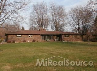 2400 N M 52, Owosso, MI 48867