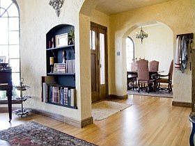 2nd image of 1374 E Laird Ave