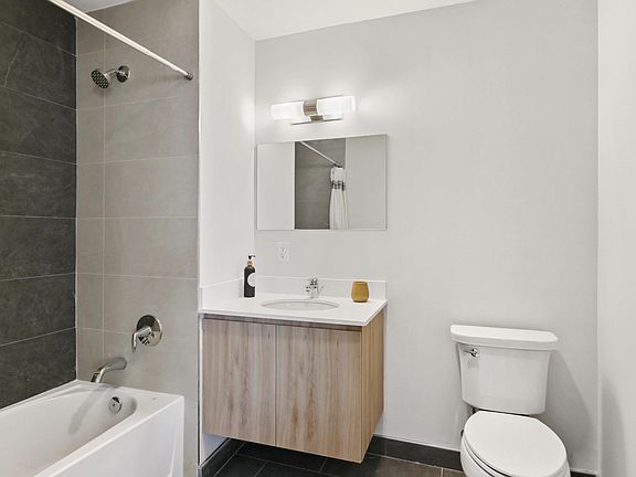 4th image of 75 Jordan Ave APT 404
