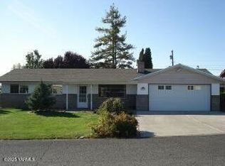 510 N 39th St, Yakima, WA