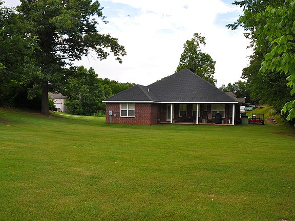 4th image of 1476 N Tradition Ave