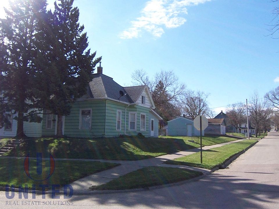 1st image of 1824 W 6th St